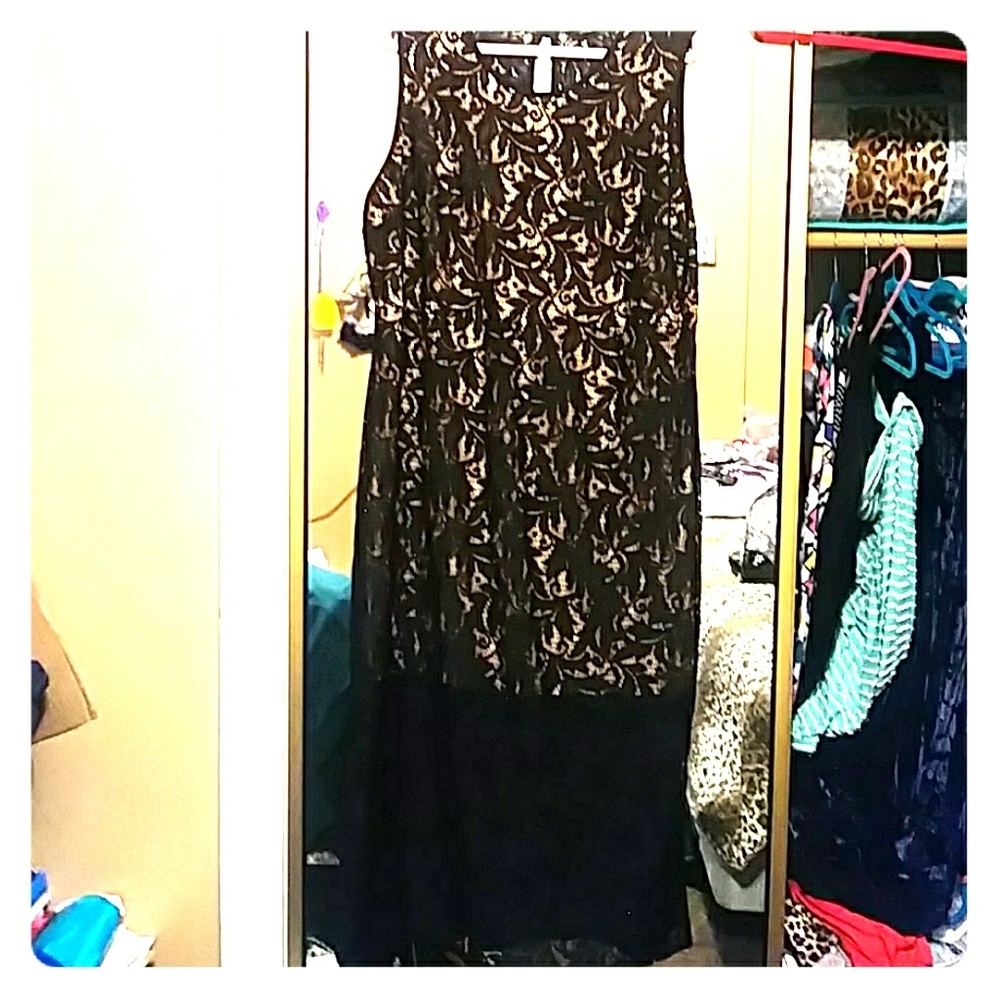 Black lace dress